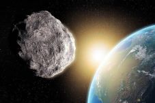 Asteroid Seukuran Burj...