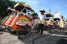 Aktifkan Kembali Becak,...