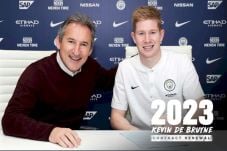 Kevin De Bruyne Perpanjang...