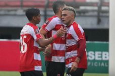 El Loco Buktikan Diri,...