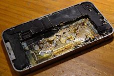 Digigit, Baterai IPhone...