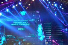 Raisa Genggam Dua Piala...