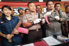 Ngaku Kebal Peluru,...