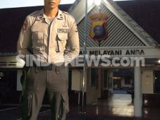 Oknum Polisi yang Jadi...