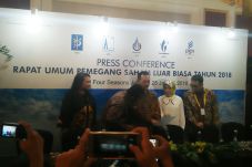 Pemegang Saham Setujui...