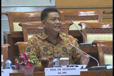 Larang LGBT, Pengamat:...