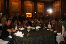 Menkop dan Mendes Sambut...