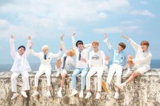 BTS Larang Army Berikan...