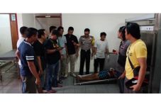 Baku Tembak dengan Polisi,...