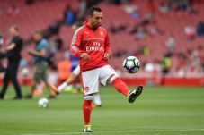 Arsenal Akan Mendepak...