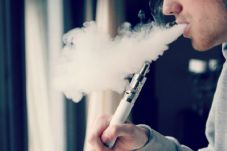 Vape Tak Lebih Berbahaya...