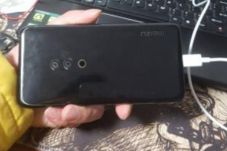 Sasar Pasar Atas, Meizu...