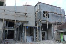 Pembangunan Puskesmas...