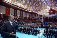Erdogan Bersumpah Serang...