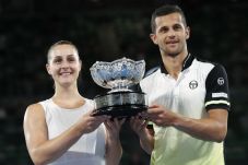 Dabrowski Menangkan...