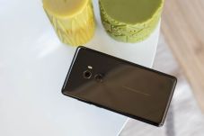 Xiaomi Mi Mix 2S Jadi...