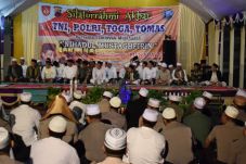 Ribuan Warga Demak Gelar...