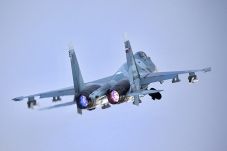Jet Tempur Rusia Cegat...