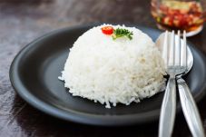 Ini Aturan Makan Nasi...