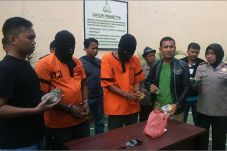 Remaja Tertembak Saat...