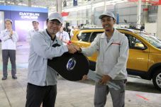 Pengiriman Datsun Cross...