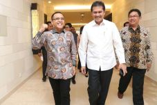 Efisiensi Tak Cukup...