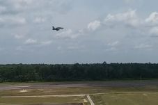 Pesawat Hawk 100/200...