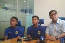 Persib Resmikan Kedatangan...