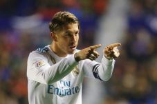 Sergio Ramos, Bek Pertama...