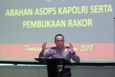 Bahas Pengamanan Pilkada,...