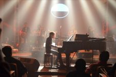 MNC Play Meriahkan Konser...