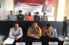 Penganiaya Ketua RT...