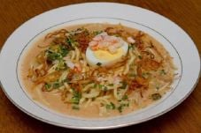 Mie Celor Khas Palembang,...