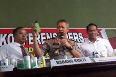 Polda Jateng Bekuk Dua...