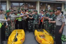 Ketika Polri, TNI dan...