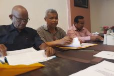 30 Guru Besar Nilai...