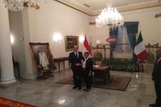 Sawit Indonesia Terancam...