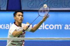 Jonatan Christie Buka...
