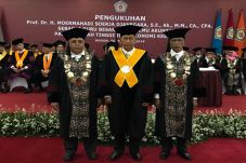 Ketua BPK Moermahadi...