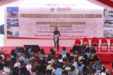 Jokowi: Pers Semakin...