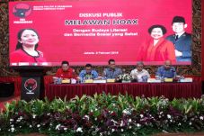 Tangkal Hoax, Puan Minta...