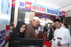 Ustaz Abdul Somad Ajak...