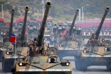 Parade Militer Korut...