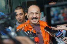 KPK Minta Fredrich Yunadi...