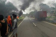 Hantam Motor hingga...