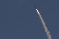 S-200 Rusia Diduga Rudal...