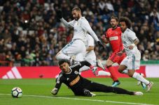 Terus Bela Benzema,...