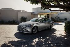 Lexus LS 500 Siap Mengaspal...