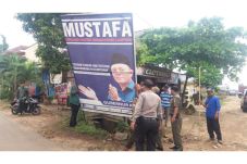 Alat Peraga Kampanye...