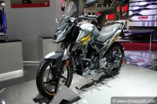 Honda X-Blade Resmi...